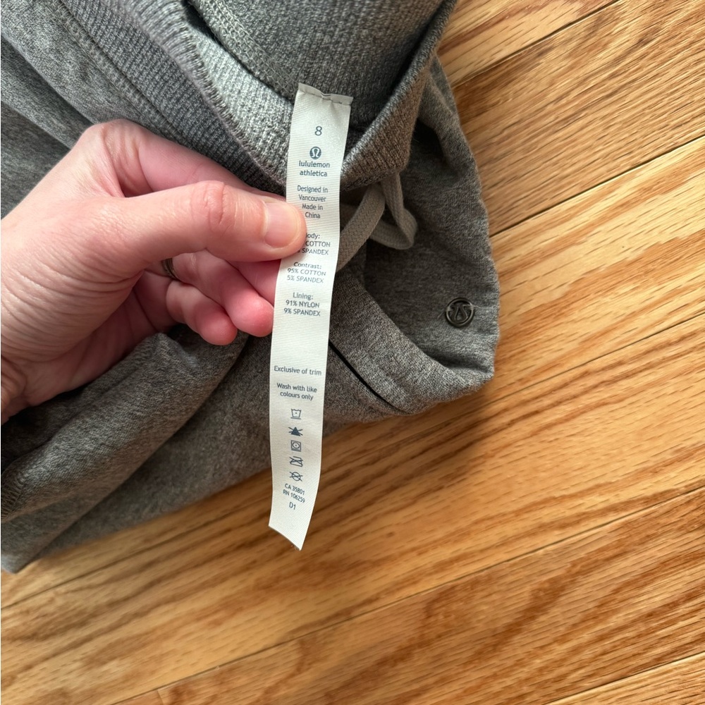 Lululemon Joggers 8 - Picture 3 of 4